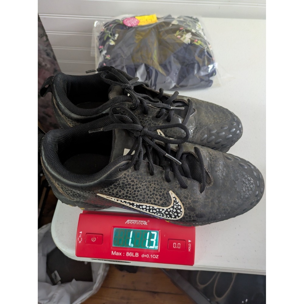Nike Youth Mens Shoes Sneakers 8 Black Cleats Athletic Sports Good Condition - Picture 10 of 10